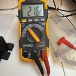 Ein Multimeter welche 21.6mV anzeigt